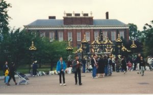 n27418357_39305378_1702