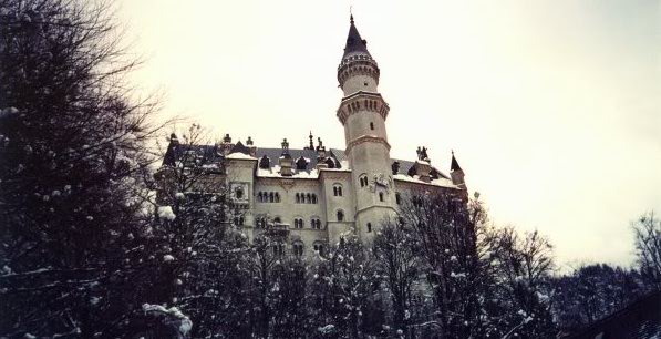 Neuschwanstein Castle in Hohenschwangau, Bayern
